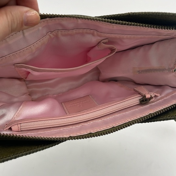 Cate Adair Dark Green Leather Zippered Wristlet BLEMISH - Picture 6 of 9